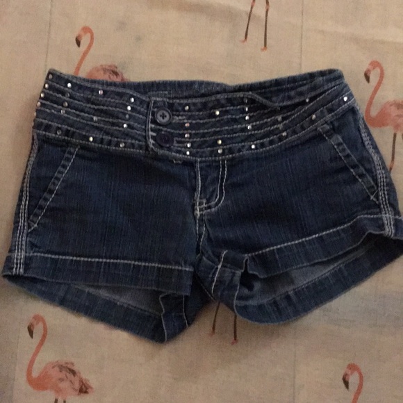 💙Lot of 3 jean shorts - Picture 2 of 4